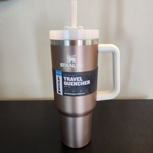 Stanley Travel Quencher 40 oz. Rose Quartz Glow
